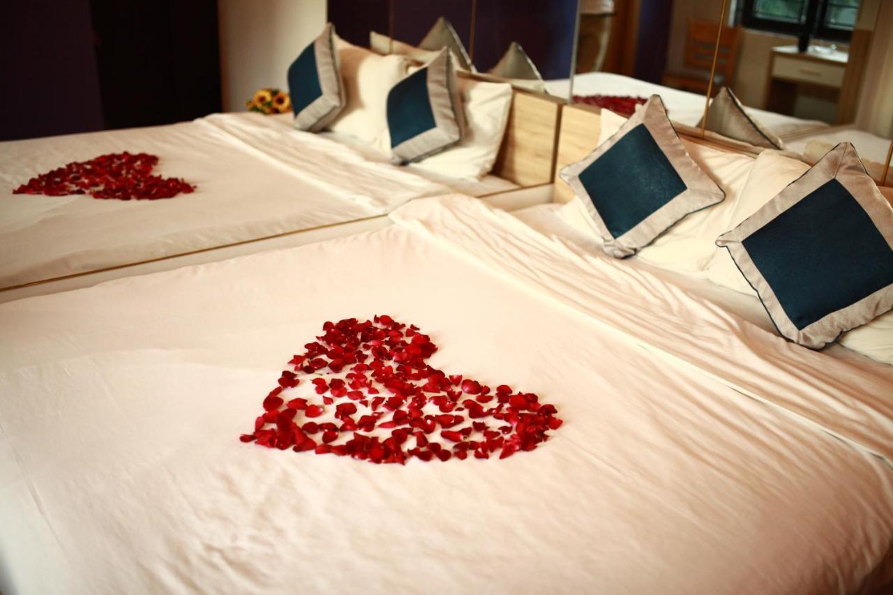 Mata Love Hotel Дананг Екстериор снимка