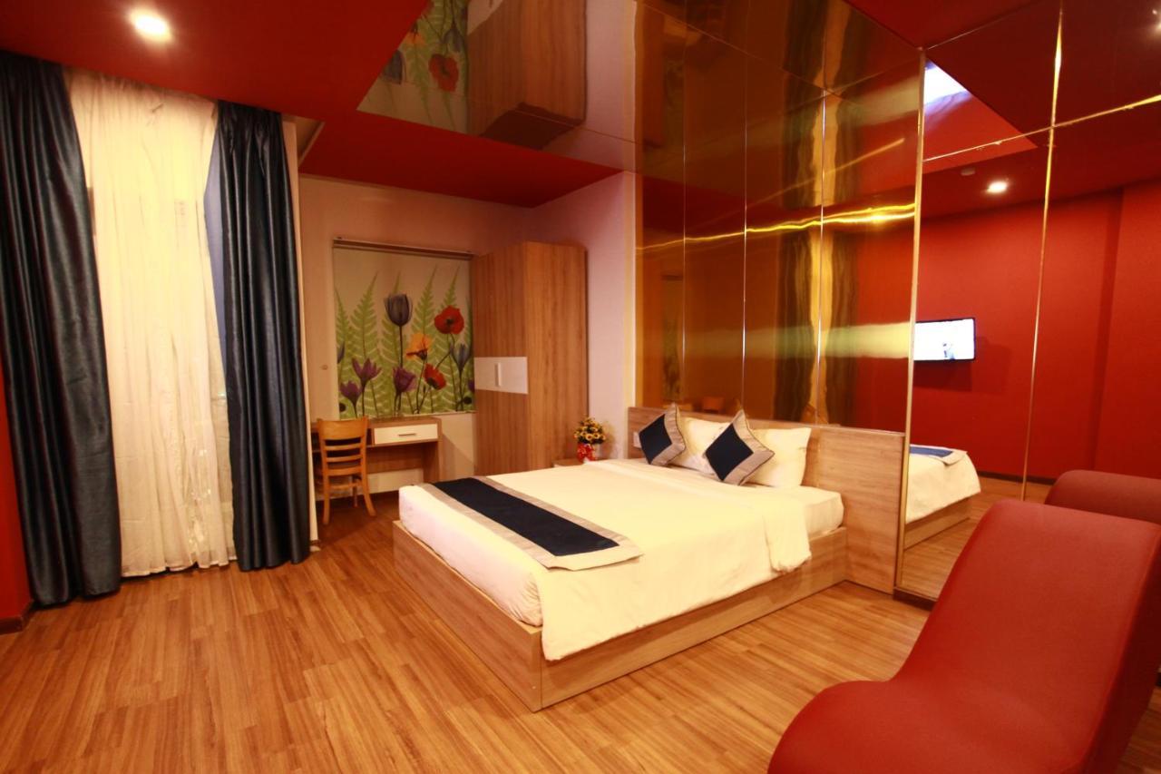 Mata Love Hotel Дананг Екстериор снимка