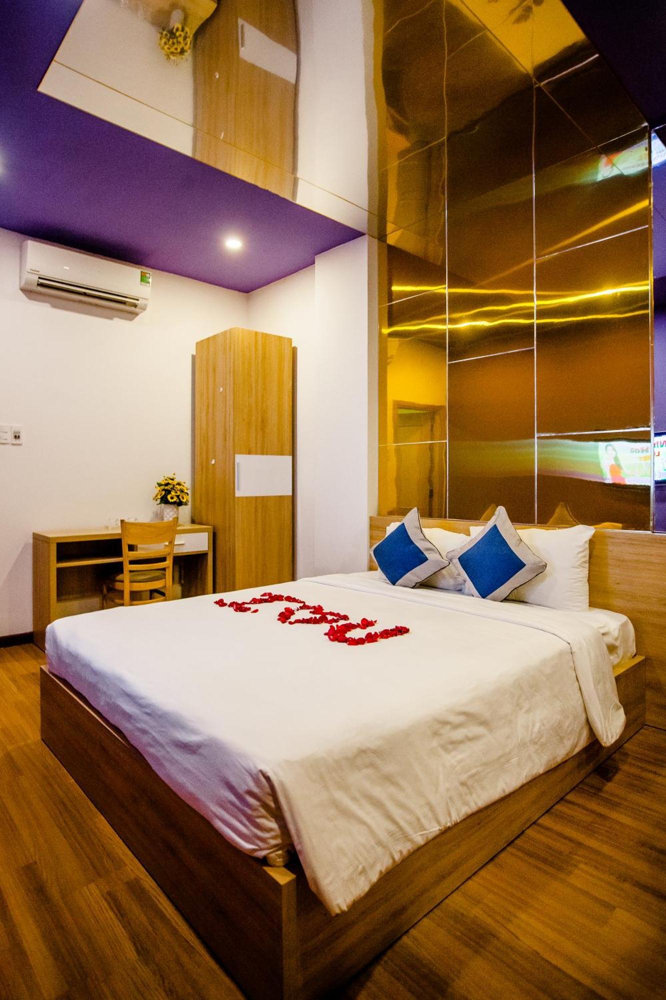 Mata Love Hotel Дананг Екстериор снимка