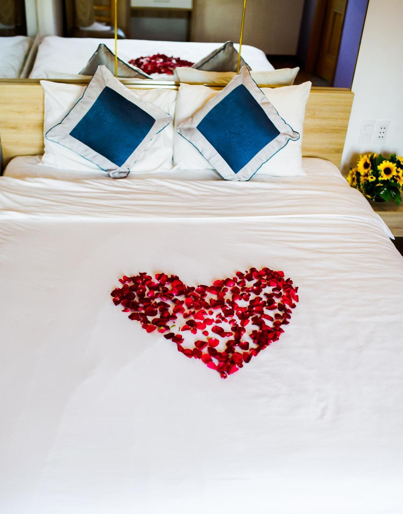 Mata Love Hotel Дананг Екстериор снимка